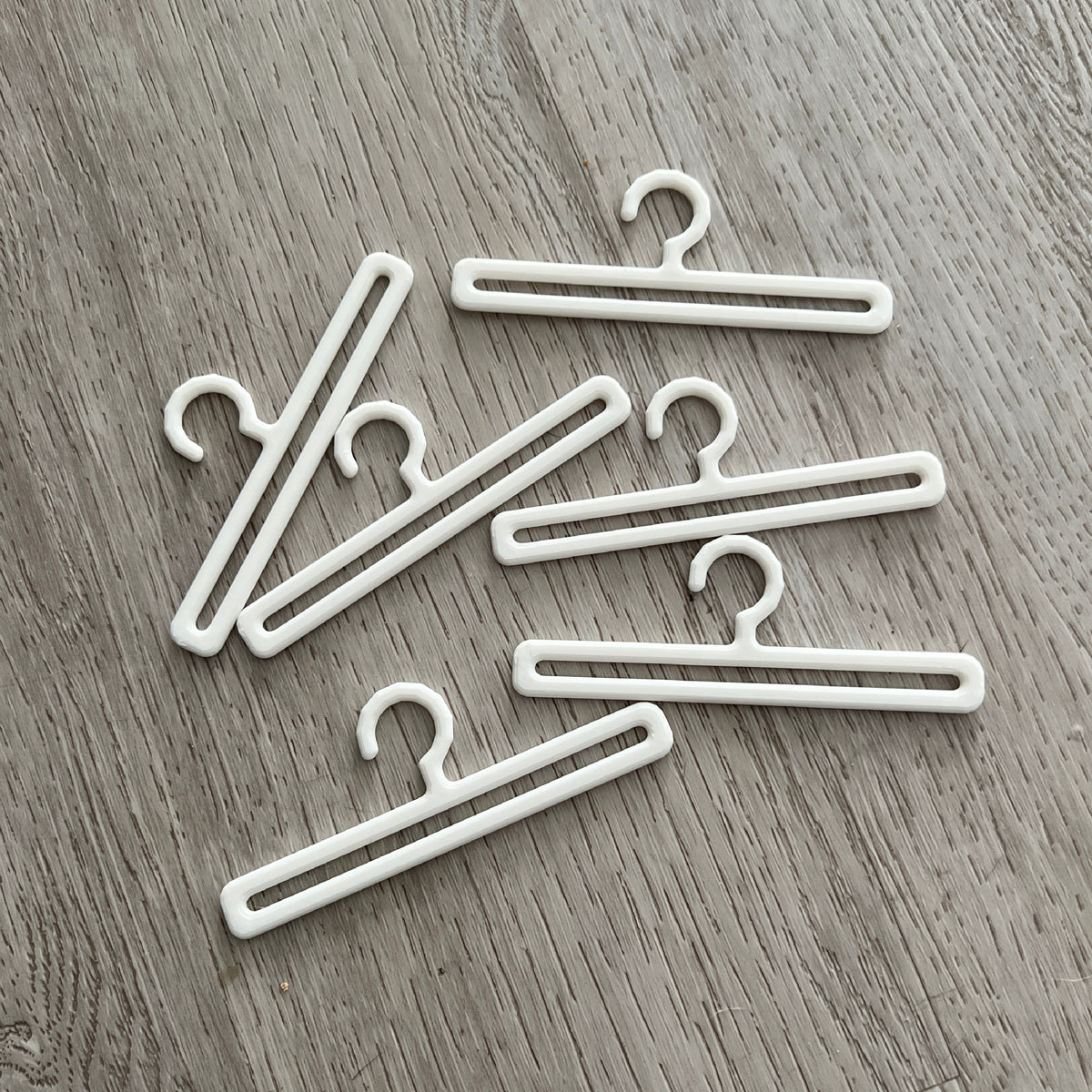 3D printed cookie rack with hangers by Kiburz Cookies and Borderlands Bakery