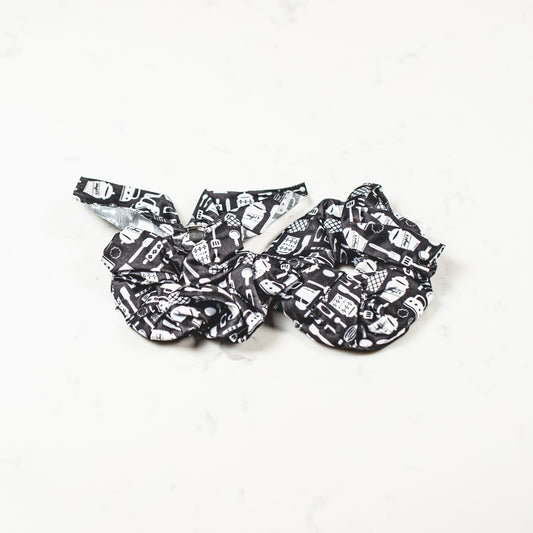 Borderlands Bakery baker's scrunchie set, one plain and one with a bow