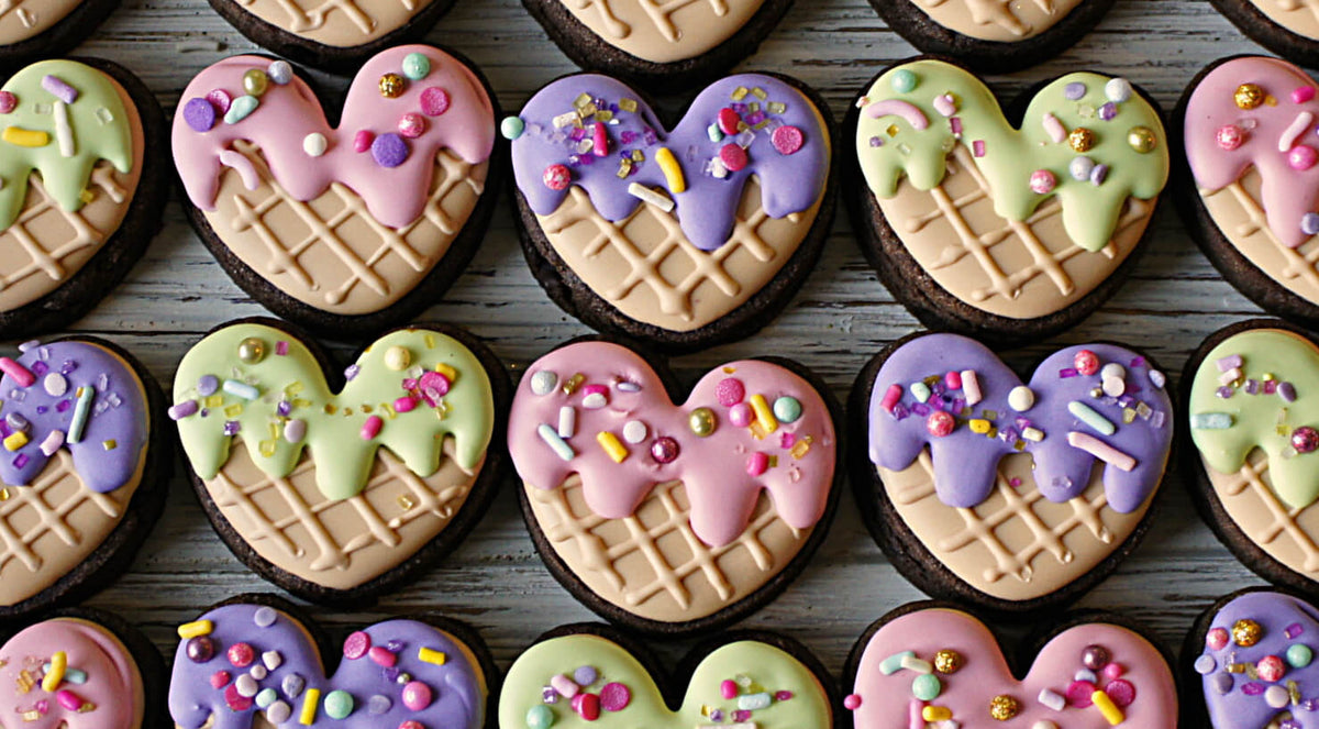 Dough and Icing Basics online cookie decorating course cover